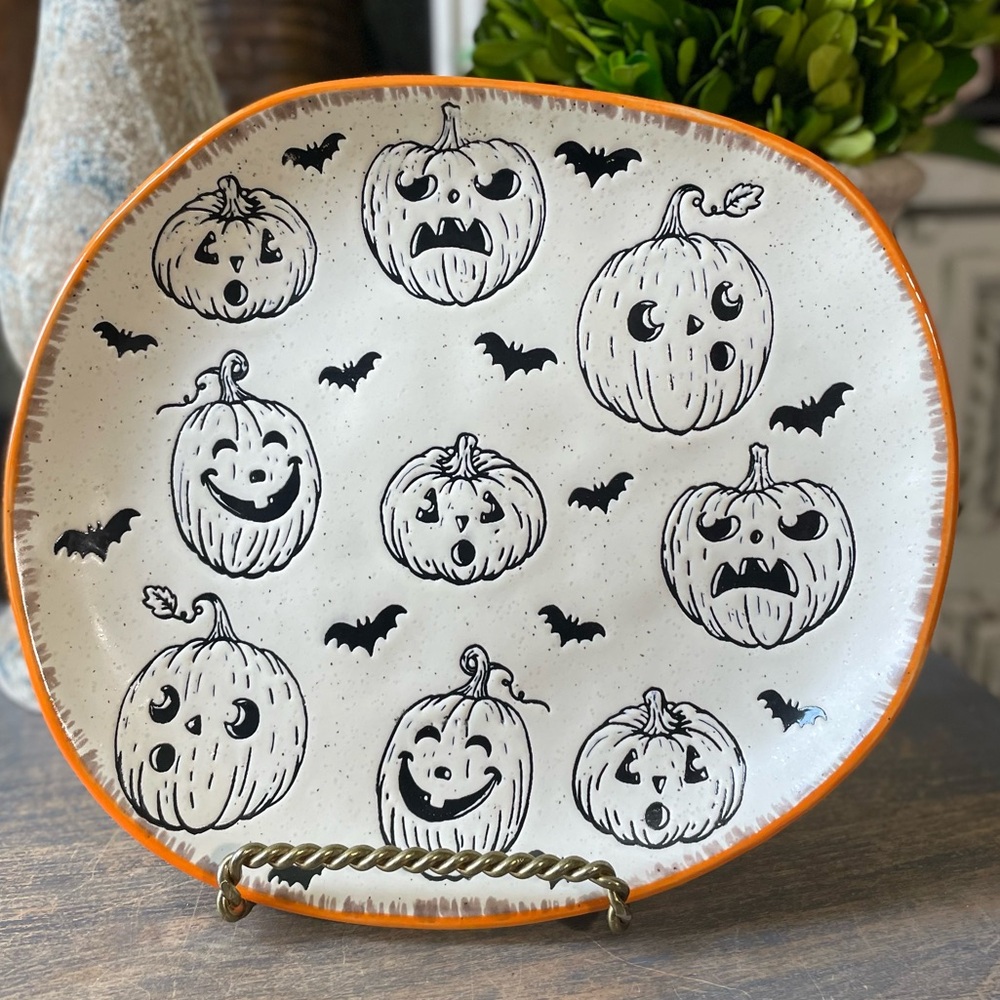 Eli + Ana pumpkins bats vintage style ceramic pottery salad plate nwt